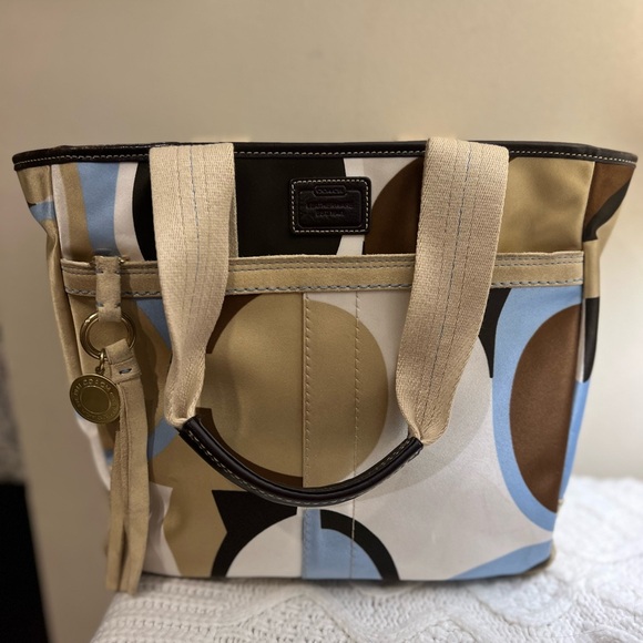 Coach Hamptons Scarf Print Tote Bag 🦋🤎 - Picture 1 of 17
